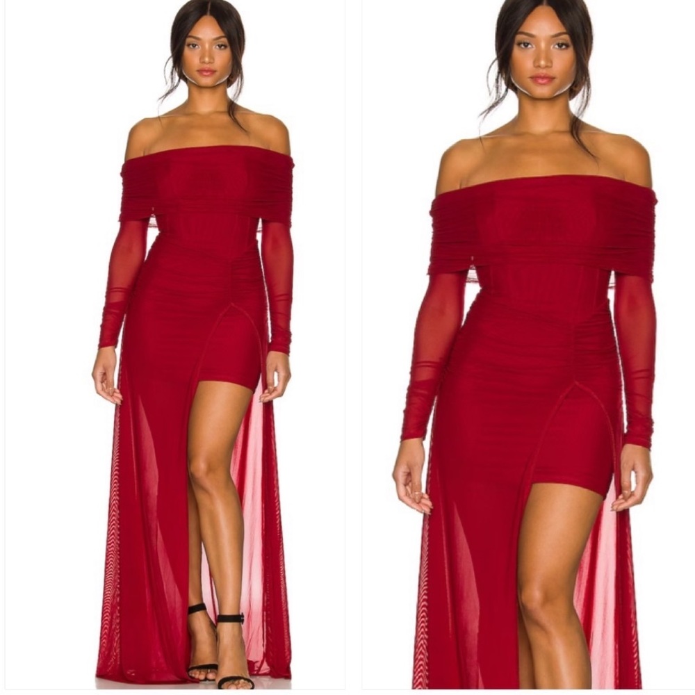 HAMPTON GOWN IN DEEP GARNET